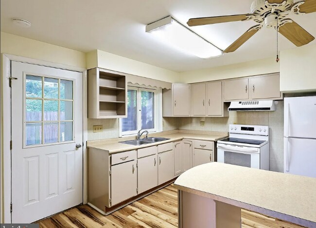 410 Fayette St, Cumberland, MD 21502 - photo 7