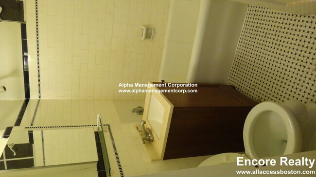 349 Pleasant St unit B1-4, Malden, MA 02148 - photo 4