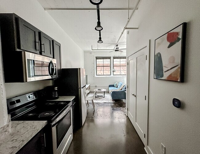 701 E 2nd St N unit ID1074455P, Wichita, KS 67202 - photo 6