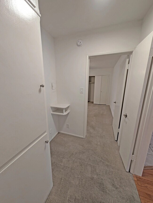 833 S Plymouth Blvd unit 839-5, Los Angeles, CA 90005 - photo 7