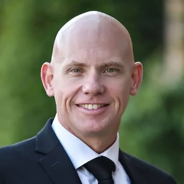 Agent Photo