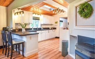 39110 Carr Trail Rd Unit 1, Dexter, OR 97431