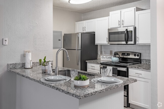 1BR, 1.5BA - 1003SF (A1B Victorian Townhome)