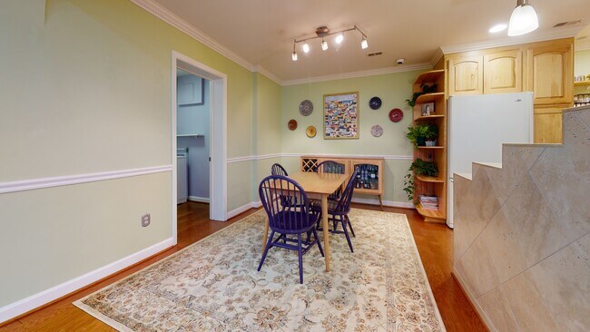 1635 S Hayes St unit A, Arlington, VA 22202 - photo 6