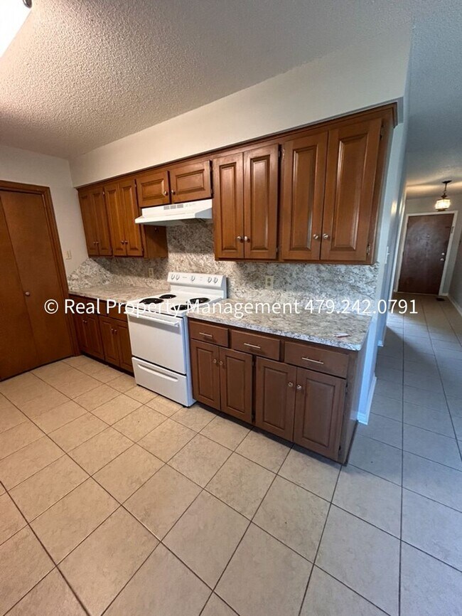 2320 S 50th St, Fort Smith, AR 72903 - photo 6