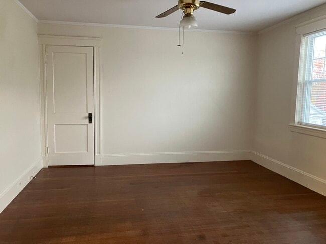 37 Endicott St unit 3, Salem, MA 01970 - photo 5