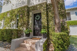 10105 SW 75th Place, Pinecrest, FL 33156