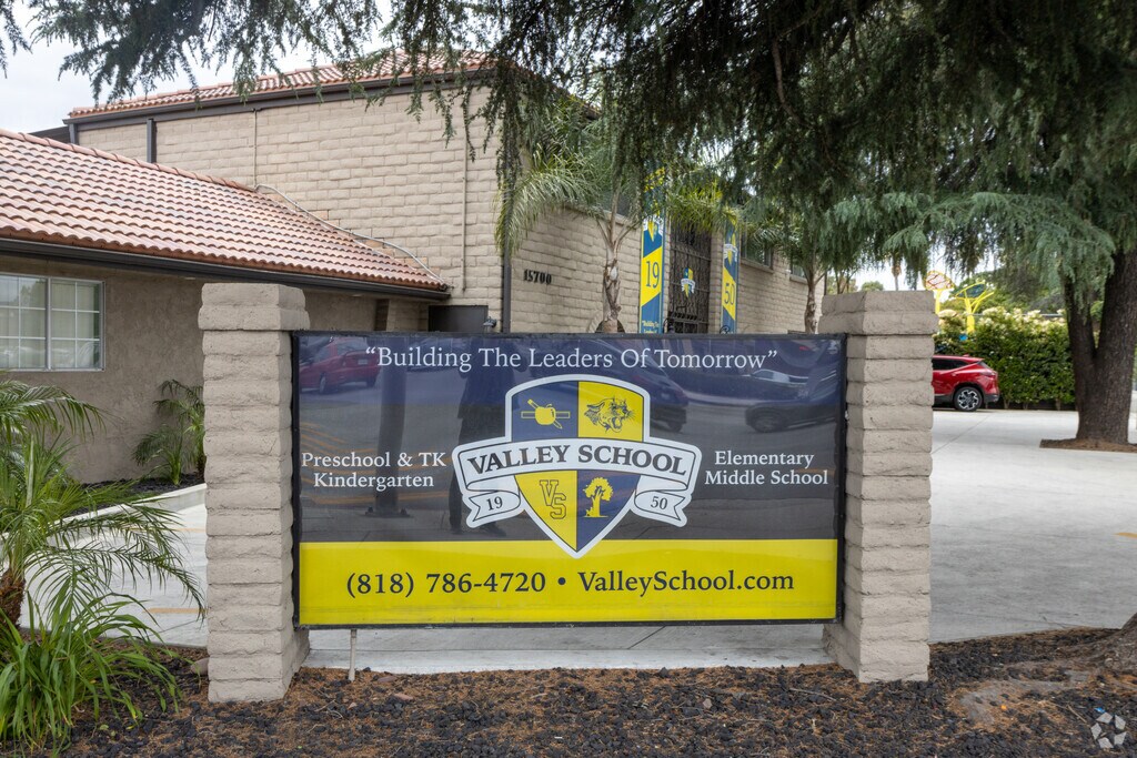 Valley School
Private Elementary & Middle School
Van Nuys, Van Nuys CA.