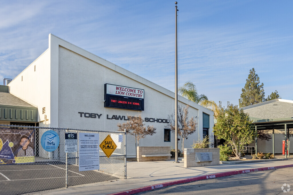 The entrance to Lawless Elementary School in Fresno.