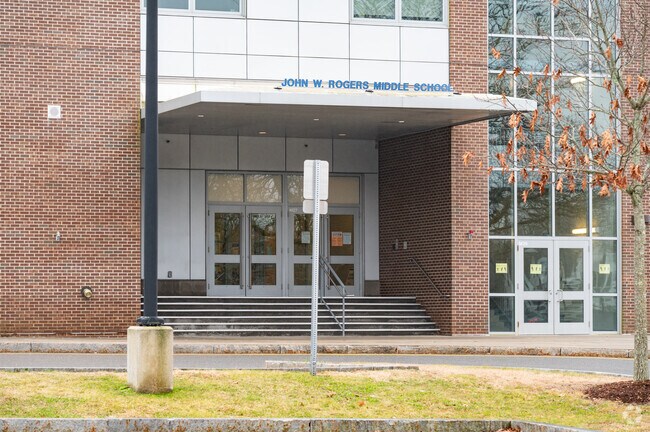 John W. Rogers Middle School got an A- in diversity from Niche.