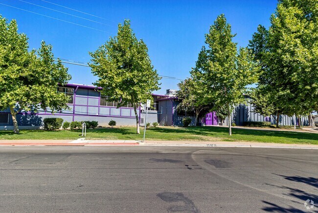 Aspire Vangaurd College in Rouse Outer East Stanislaus is a great private school option.