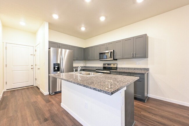 13447 Oneida Ln, Thornton, CO 80602 - photo 6