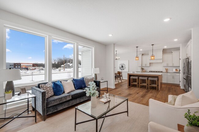 10261 Shadyview Ln N, Maple Grove, MN 55311 - photo 4