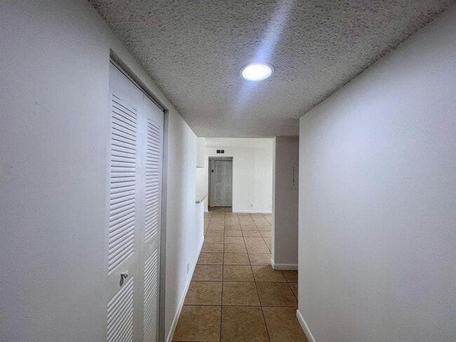 5720 Rock Island Rd, Tamarac, FL 33319 - photo 2