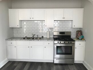 1024 S Main St, Racine, WI 53403