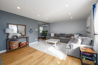 37 Compton Ave, Hazlet Township, NJ 07734