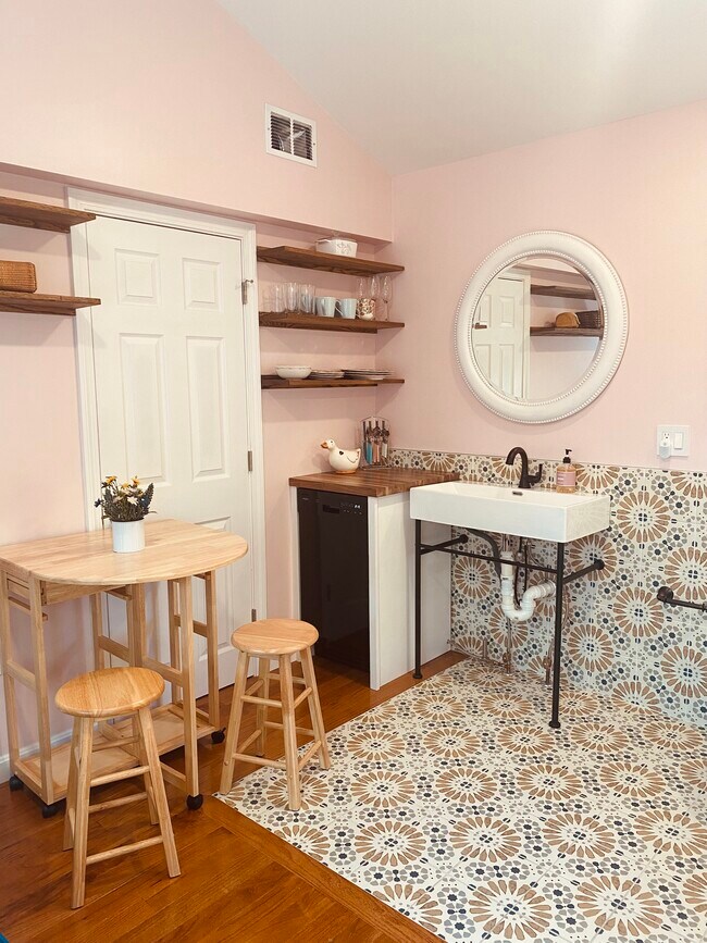 7 Cushing Dr unit Seaside Studio, Plymouth, MA 02360 - photo 4