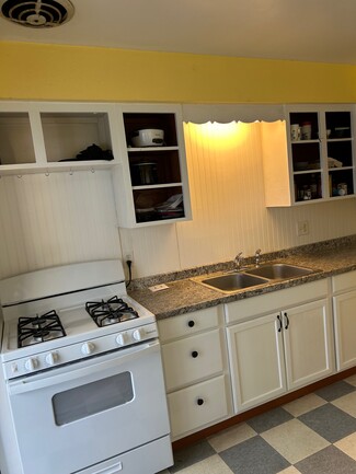 319 NW 15th St Unit A, Gainesville, FL 32603