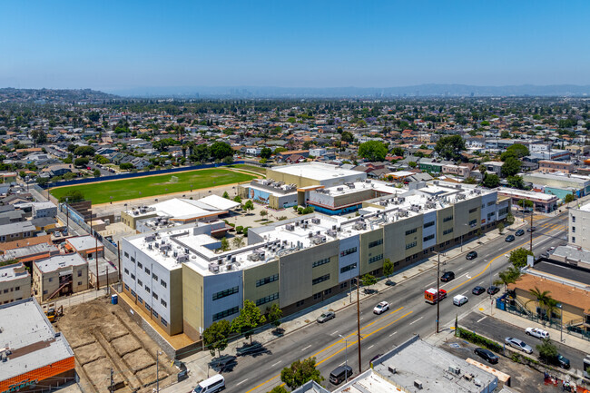 Barack Obama Global Prep Academy  is located south of Los Angeles, CA.