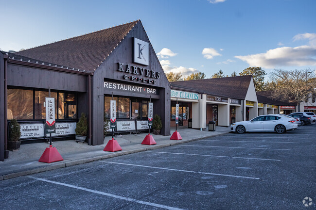 Holbrook offers many fine local restaurants and shops.