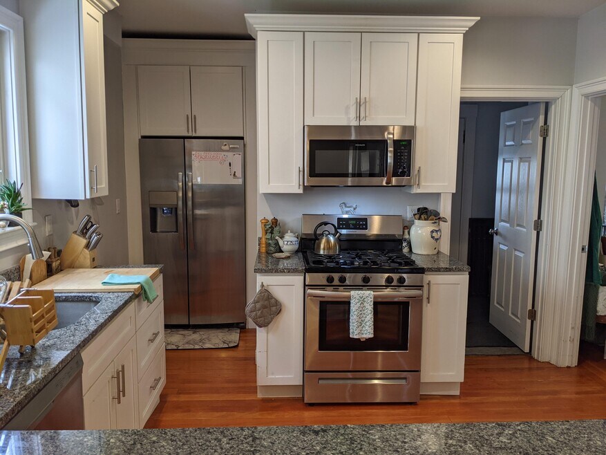 113 W 3rd St unit 113 3rd Street, Boston, MA 02127 - photo 1