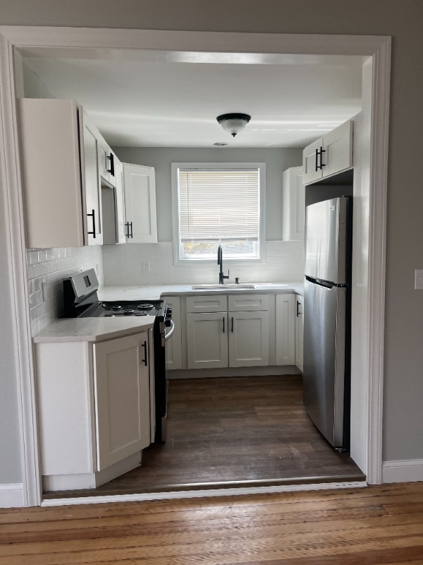 2039 Pleasant St Unit 2, Fall River, MA 02723