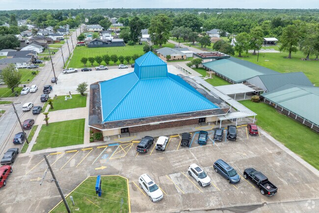 St. Gregory Barbarigo School is a private school serving students from pre-k through middle school in Houma, Louisiana.