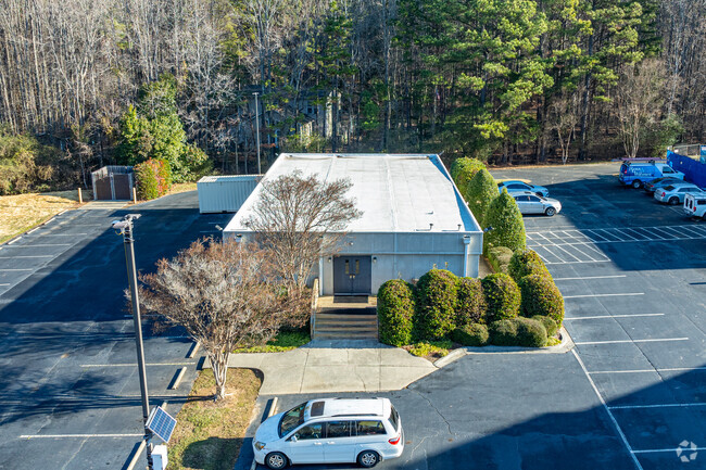 GCA is structured like a college and offers students the flexibility of full-time or part-time.