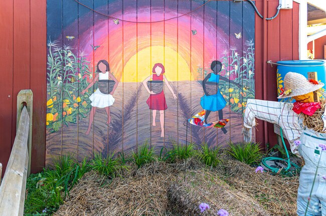 The Landstown Farmer's Market celebrates local artists.