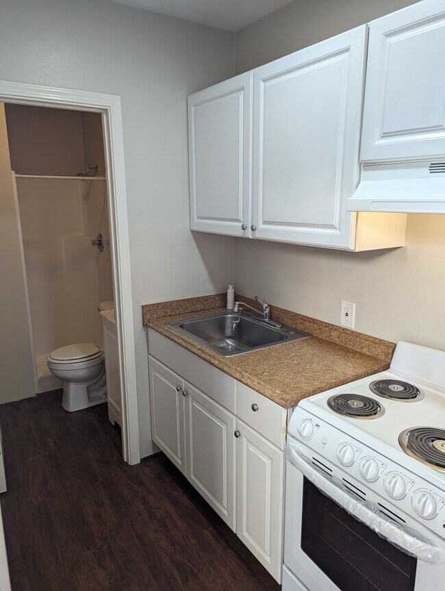 3317 Kuykendall Place unit Studio, San Jose, CA 95148 - photo 7