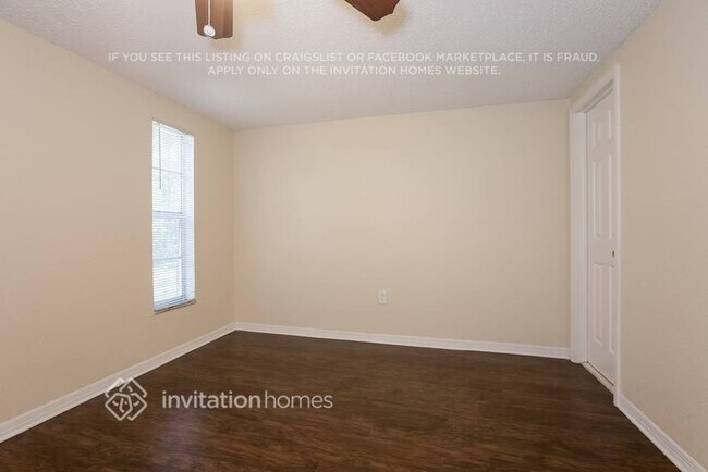 11811 Roselawn Ave, Seffner, FL 33584 - photo 6