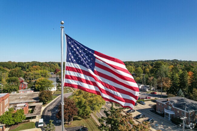 The Northfield Center Township that neighbors Sagamore Hills brings places of work for the residents.