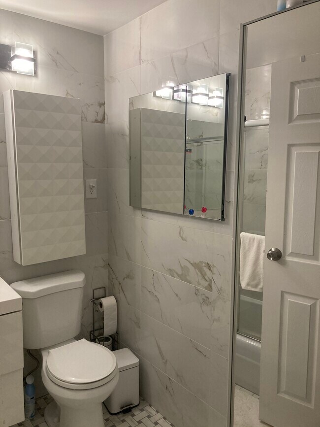 142 Kenrick St unit 24, Brighton, MA 02135 - photo 5