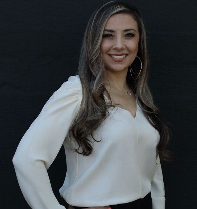 Agent Photo