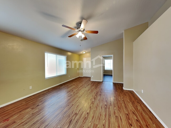 2071 S 155th Dr, Goodyear, AZ 85338 - photo 7