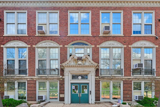 Burns Park Elementary welcomes Ann Arbor Hills students.