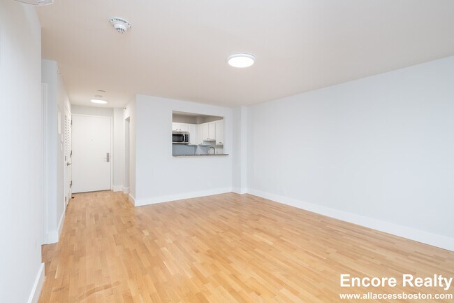 1410 Columbia Rd unit 711M, South Boston, MA 02127 - photo 7