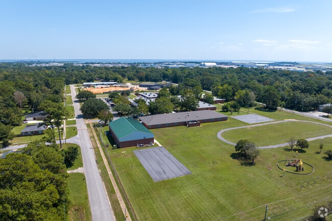 Maryvale Elementary School has a teacher student ratio of 14:1.