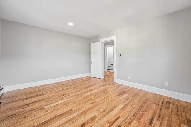 64 Hudson Ave unit 2, Totowa, NJ 07512 - photo 5