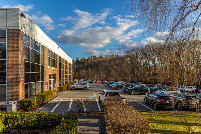 Fusion Academy Newton serves middle and high school students.