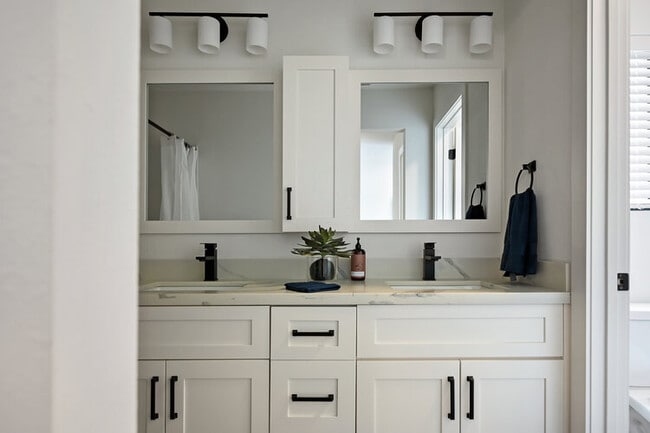 6543 Marsh Ave, Kansas City, MO 64133 - photo 5