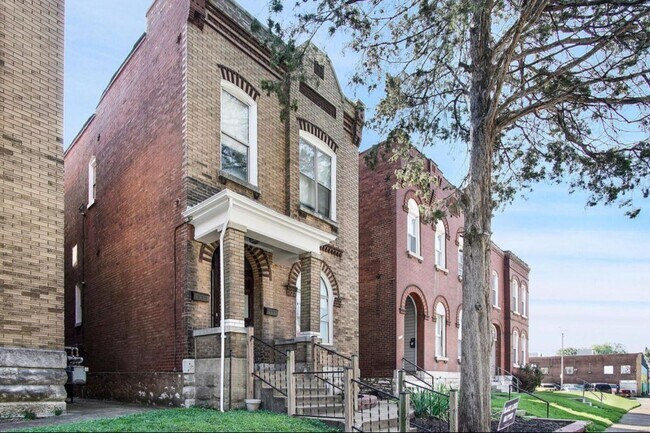 3326 California Ave unit 2FL, Saint Louis, MO 63118 - photo 3