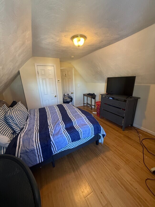 34 Pratt St unit 1, Allston, MA 02134 - photo 5