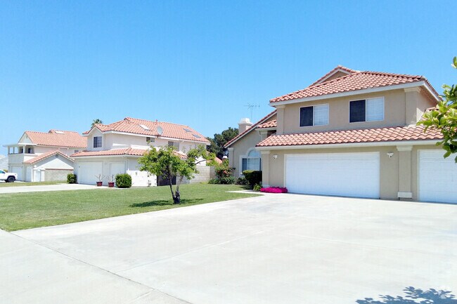 Newer Spanish-style homes are mixed into the streets of Arlington South.
