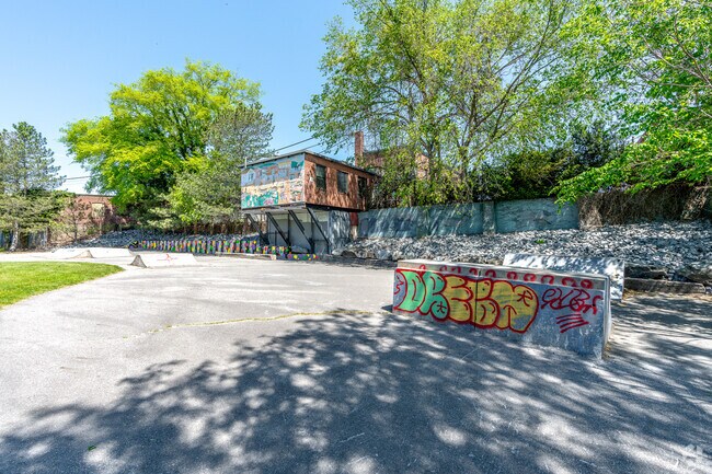 Attleboro Skate Park can be found in the neighborhood of Attleboro.