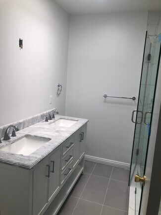 1477 S Sherbourne Dr Unit 2, Los Angeles, CA 90035