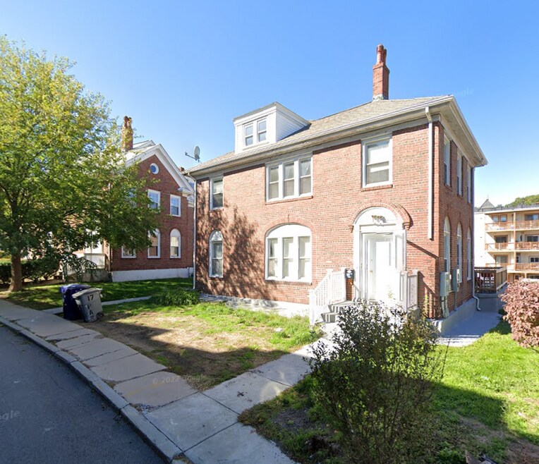 113 Lanark Rd unit 1, Brighton, MA 02135 - photo 1