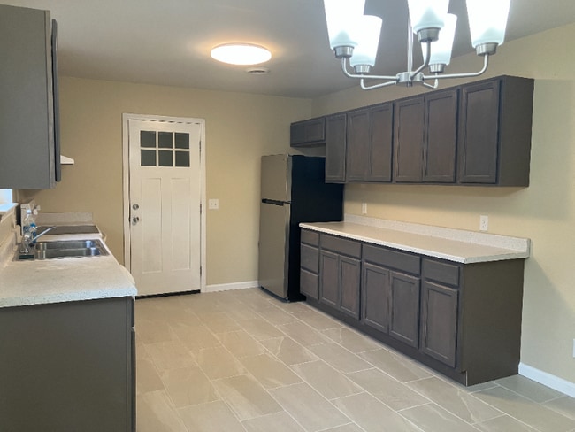 209 Antoinette Dr, Wilmington, NC 28412 - photo 5