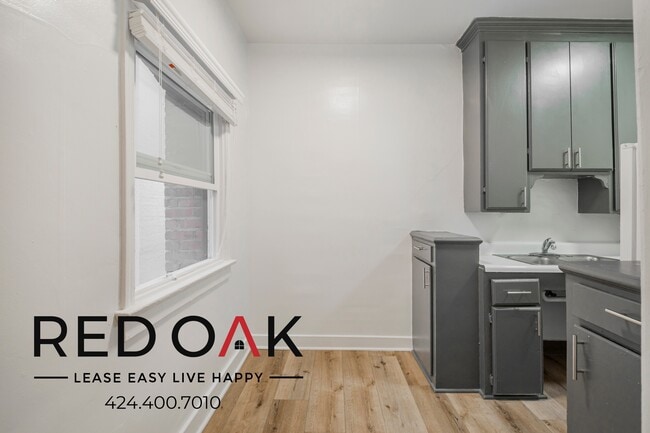 454 S Catalina St unit 210, Los Angeles, CA 90020 - photo 3