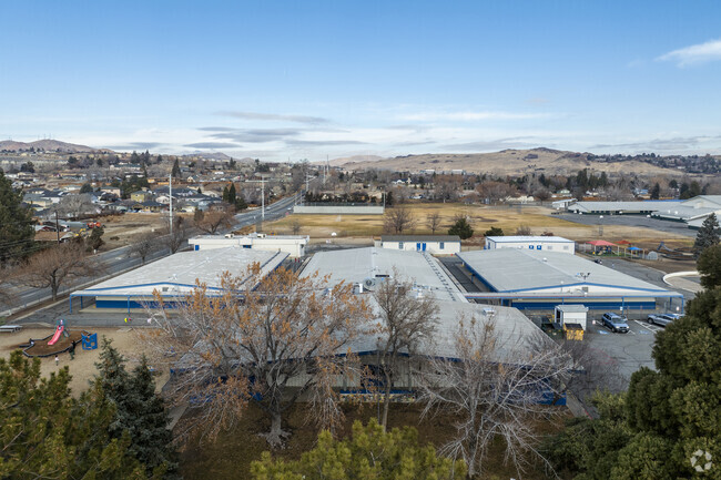 An aerial facing West of Agnes Risley Elementary School.